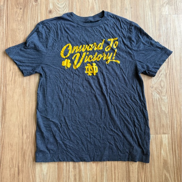 Fanatics University of Notre Dame Onward to Victory T-Shirt - Picture 1 of 5